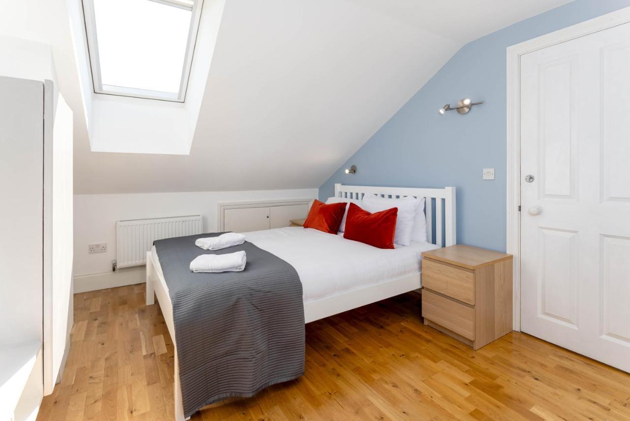 Air Host & Stay - Rockfield House - Sleeps 8 Liverpool Eksteriør billede