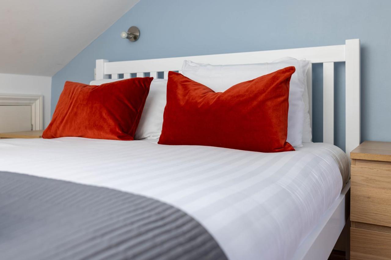 Air Host & Stay - Rockfield House - Sleeps 8 Liverpool Eksteriør billede